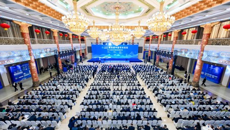 11月20日上午，第四届中国节水论坛在素有“泉城”美誉的山东济南胜利开幕。本届论坛由中国农工民主党中央委员会主办，大禹节水集团股份有限公司发起，中国农工民主党山东省委员会、山东省水利厅、山东省农业农村厅、大禹节水农水集团华北总公司承办，农业农村部智慧农业节水灌溉装备重点实验室等多家单位联合协办。