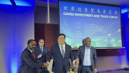 在甘肃省委书记、省人大常委会主任胡昌升见证下，大禹节水集团在南非约翰内斯堡与东南非农业合作联盟、南非灌溉发展局、中国进出口银行甘肃分行等多家机构签署合作协议。