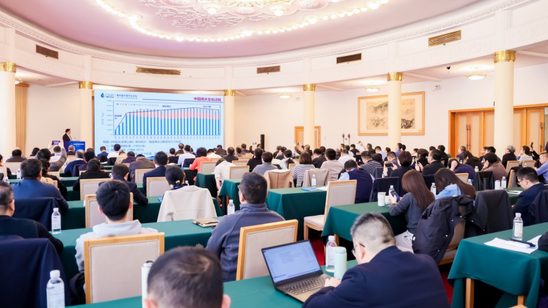 专题论坛一：节水与生态?；ず透咧柿糠⒄?>
                                                </div>
                                            </a>
                                        </li>
                                                                            <li id=